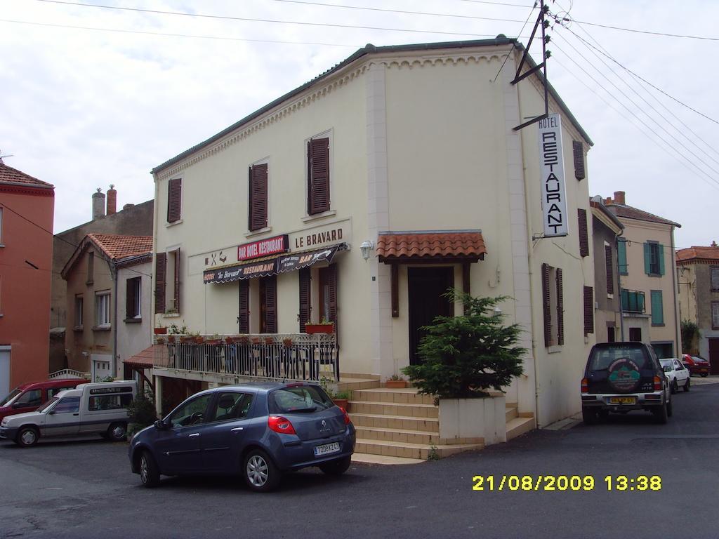 Le Bravard Jumeaux Luaran gambar